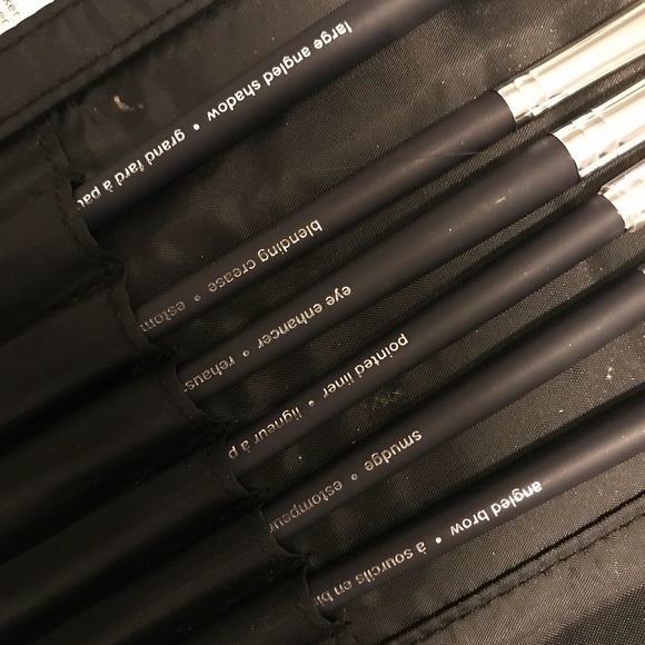 Eye Contour Tutorial Brush Set w/ Case - Picture 2 of 5